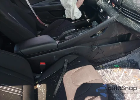 2022 Hyundai Elantra Sel from USA, damaged, VIN 5NPLM4AG1NH055880